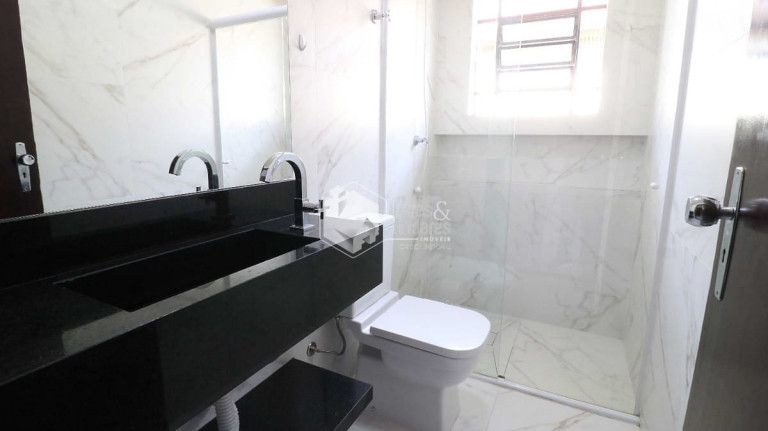 Imagem Sobrado com 3 Quartos à Venda, 190 m² em Vila Mazzei - São Paulo