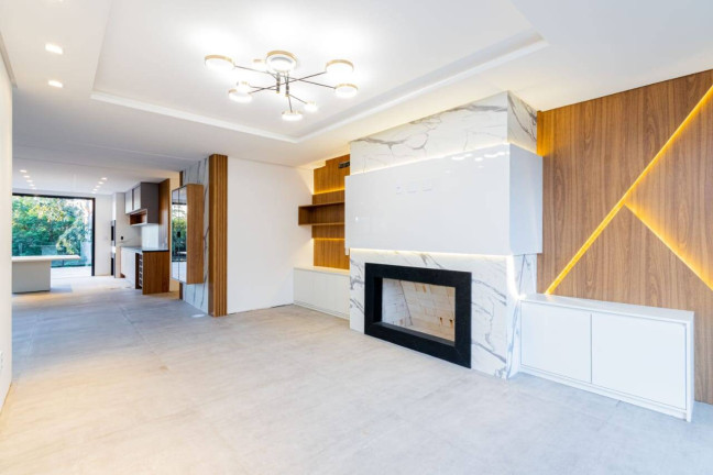 Imagem Casa com 3 Quartos à Venda, 330 m² em Cocão - Viamão