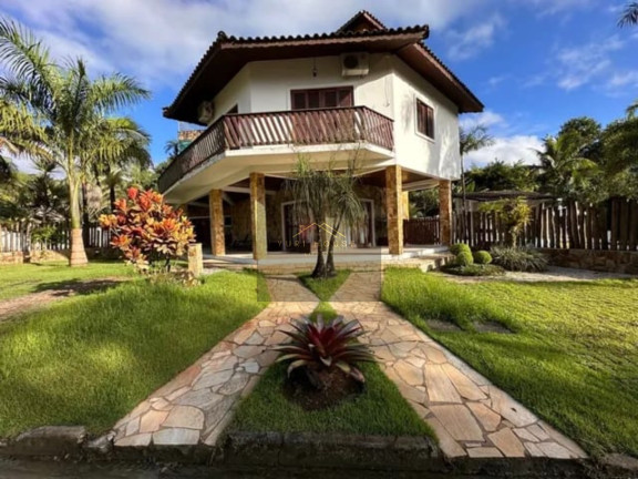 Casa com 6 Quartos à Venda, 536 m² em Toninhas - Ubatuba