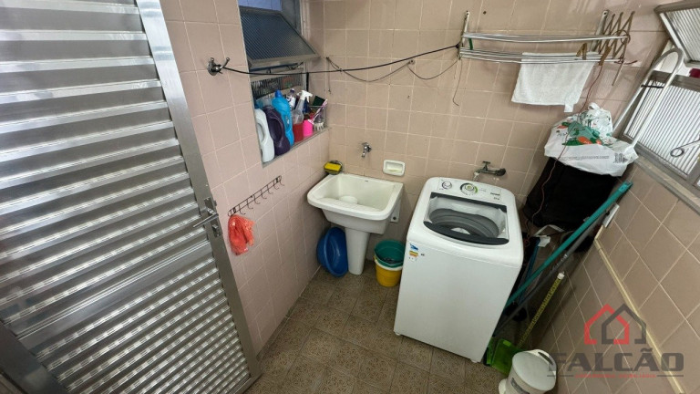 Imagem Apartamento com 2 Quartos à Venda, 124 m² em Gonzaga - Santos