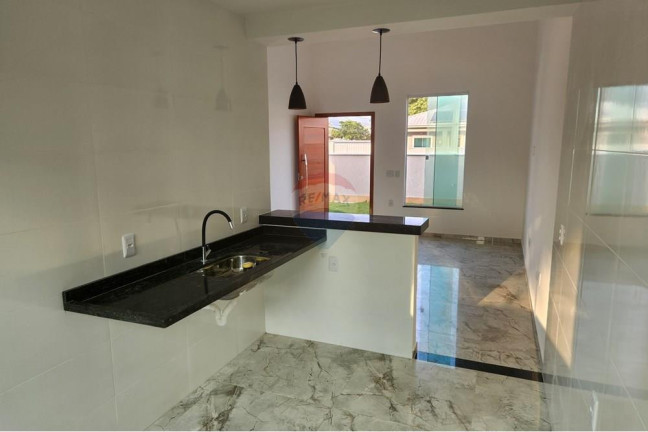 Imagem Casa com 2 Quartos à Venda, 71 m² em Ponta Negra - Maricá Imagem Casa com 2 Quartos à Venda, 71 m² em Ponta Negra - Maricá