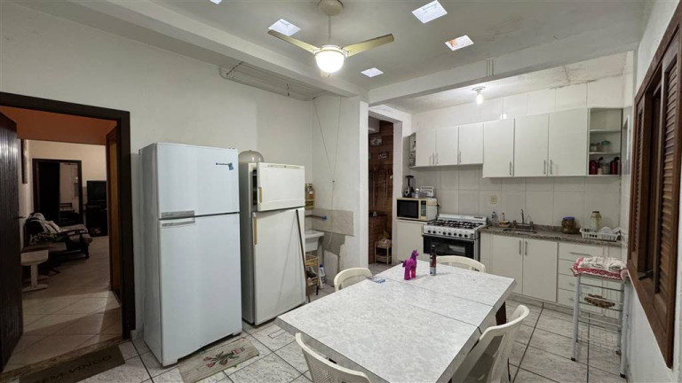 Imagem Casa com 2 Quartos à Venda, 10 m² em Maracanã - Praia Grande Imagem Casa com 2 Quartos à Venda, 10 m² em Maracanã - Praia Grande