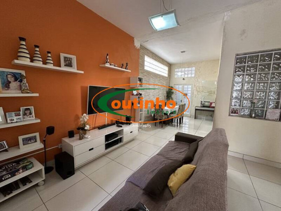 Imagem Casa com 4 Quartos à Venda, 150 m² em Andaraí - Rio De Janeiro Imagem Casa com 4 Quartos à Venda, 150 m² em Andaraí - Rio De Janeiro