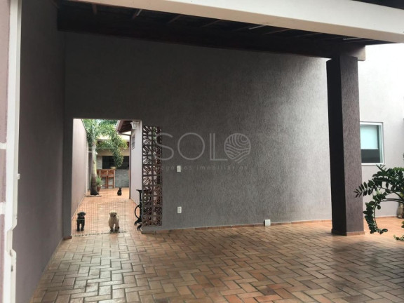 Casa com 2 Quartos à Venda, 179 m² em Doutor Tancredo De Almeida Neves - Araraquara