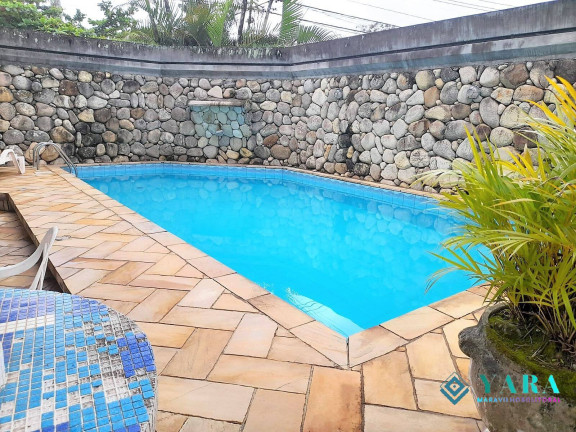 Imagem Casa com 5 Quartos à Venda, 300 m² em Barra Da Lagoa - Ubatuba Imagem Casa com 5 Quartos à Venda, 300 m² em Barra Da Lagoa - Ubatuba