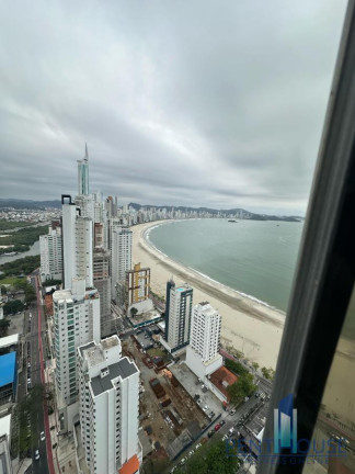 Imagem Apartamento com 4 Quartos à Venda, 257 m² em Centro - Balneário Camboriú Imagem Apartamento com 4 Quartos à Venda, 257 m² em Centro - Balneário Camboriú
