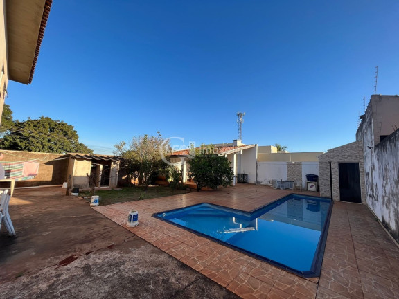 Imagem Casa com 3 Quartos à Venda, 300 m² em Vila Morumbi - Campo Grande Imagem Casa com 3 Quartos à Venda, 300 m² em Vila Morumbi - Campo Grande