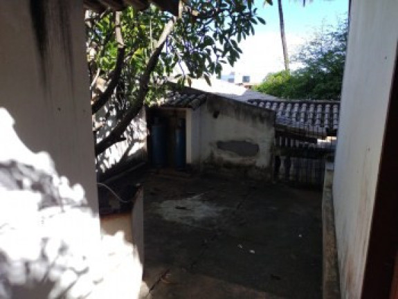 Imagem Casa com 4 Quartos à Venda, 348 m² em Pituaçu - Salvador Imagem Casa com 4 Quartos à Venda, 348 m² em Pituaçu - Salvador