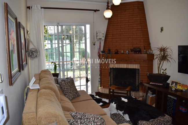 Imagem Imóvel com 3 Quartos à Venda, 77 m² em Região Do Jaguaribe - Campos Do Jordão Imagem Imóvel com 3 Quartos à Venda, 77 m² em Região Do Jaguaribe - Campos Do Jordão