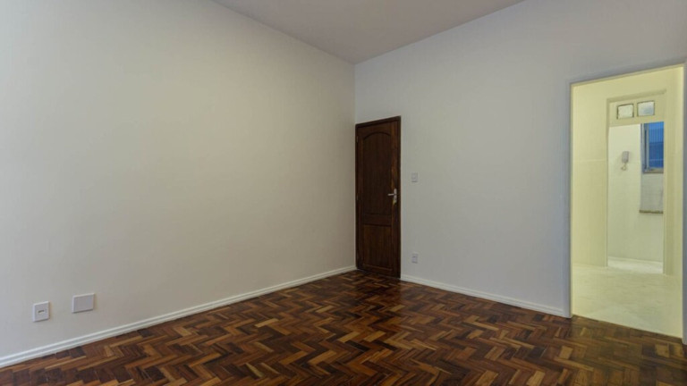 Imagem Imóvel com 1 Quarto à Venda, 46 m² em Humaitá - Rio De Janeiro