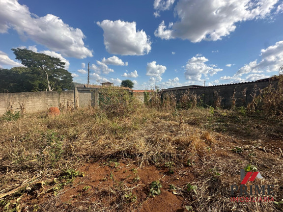 Imagem Terreno à Venda, 800 m² em Imperial - Vespasiano