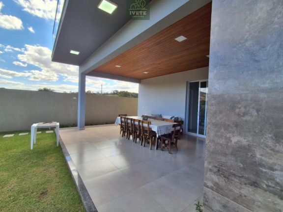 Imagem Casa de Condomínio com 3 Quartos à Venda, 275 m² Imagem Casa de Condomínio com 3 Quartos à Venda, 275 m²
