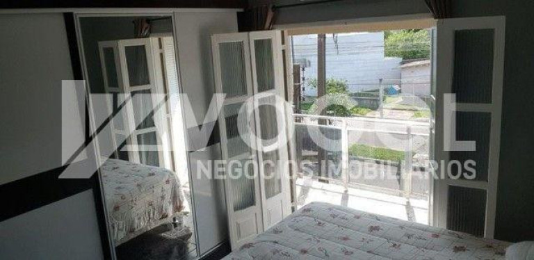 Imagem Casa com 2 Quartos à Venda, 197 m² em Santo Inácio - Esteio