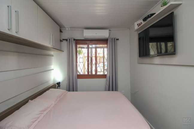 Imagem Imóvel com 2 Quartos à Venda, em Hípica - Porto Alegre Imagem Imóvel com 2 Quartos à Venda, em Hípica - Porto Alegre