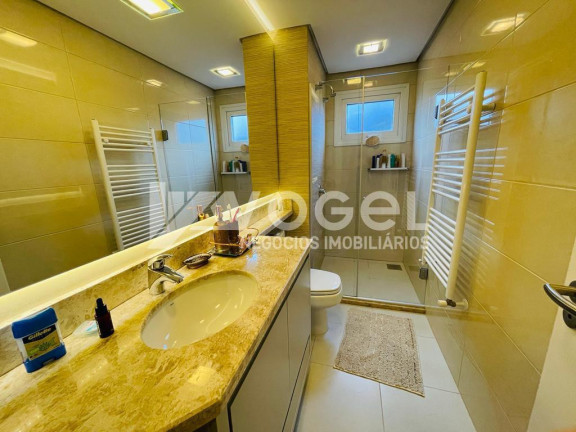 Imagem Apartamento com 3 Quartos à Venda, 132 m² em Centro - Gramado Imagem Apartamento com 3 Quartos à Venda, 132 m² em Centro - Gramado
