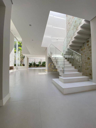 Imagem Sobrado com 5 Quartos à Venda, 640 m² em Alphaville 0 - Barueri Imagem Sobrado com 5 Quartos à Venda, 640 m² em Alphaville 0 - Barueri