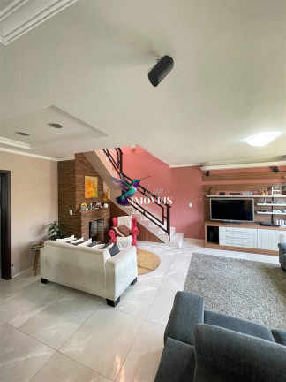Imagem Casa com 4 Quartos à Venda, 240 m² em Centro - Torres