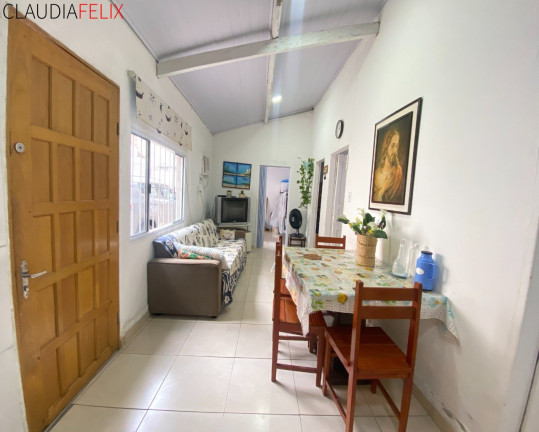 Imagem Casa com 4 Quartos à Venda, 79 m² em Canto Do Forte - Praia Grande Imagem Casa com 4 Quartos à Venda, 79 m² em Canto Do Forte - Praia Grande