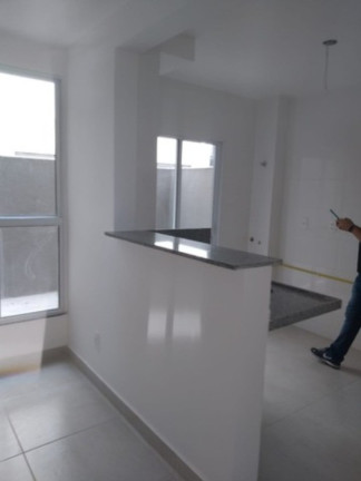 Imagem Imóvel com 2 Quartos à Venda, 45 m² em Coqueiral - Contagem