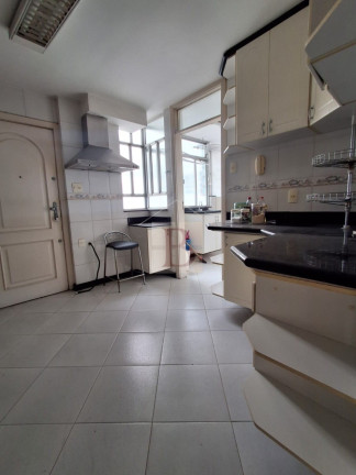 Imagem Imóvel com 3 Quartos à Venda, 147 m² em Icaraí - Niterói Imagem Imóvel com 3 Quartos à Venda, 147 m² em Icaraí - Niterói