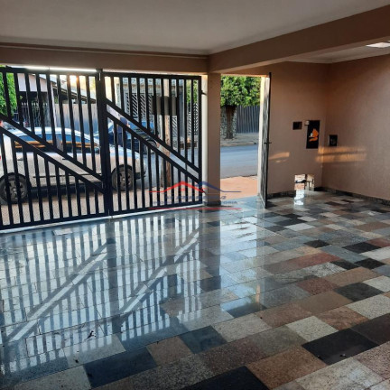 Imagem Casa com 2 Quartos à Venda, 140 m² em Centro - Saltinho