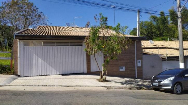 Casa com 2 Quartos à Venda, 100 m² em São Gonçalo - Taubaté