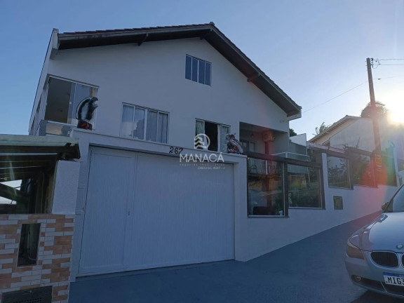 Imagem Sobrado com 5 Quartos à Venda, 520 m² em Centro - Barra Velha