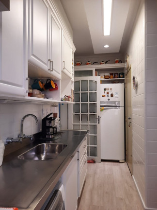 Imagem Imóvel com 2 Quartos à Venda,  em Moinhos De Vento - Porto Alegre