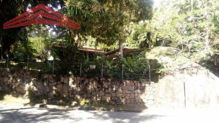 Imagem Casa com 4 Quartos à Venda, 1.240 m² em Viana - Ilhabela Imagem Casa com 4 Quartos à Venda, 1.240 m² em Viana - Ilhabela