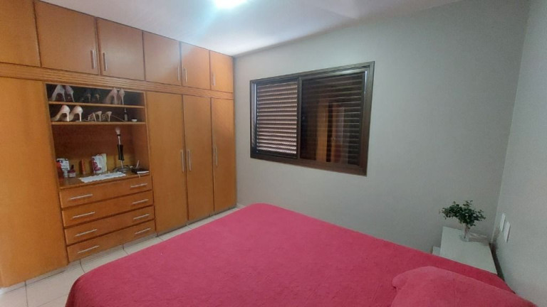 Imagem Apartamento com 3 Quartos à Venda, 89 m² em Jardim América - Goiânia