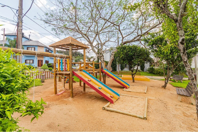 Imagem Casa com 4 Quartos à Venda, 197 m² em Hípica - Porto Alegre Imagem Casa com 4 Quartos à Venda, 197 m² em Hípica - Porto Alegre