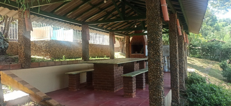 Imagem Casa de Condomínio com 4 Quartos à Venda, 209 m² em Silvas - Morungaba Imagem Casa de Condomínio com 4 Quartos à Venda, 209 m² em Silvas - Morungaba
