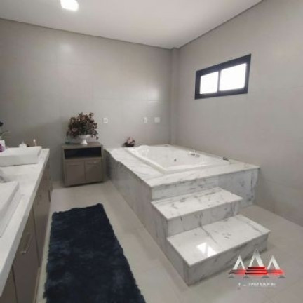 Imagem Casa de Condomínio com 4 Quartos à Venda, 420 m² em Jardim Itália - Cuiabá Imagem Casa de Condomínio com 4 Quartos à Venda, 420 m² em Jardim Itália - Cuiabá