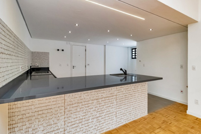 Imagem Imóvel com 3 Quartos à Venda, 220 m² em Cerqueira César - São Paulo Imagem Imóvel com 3 Quartos à Venda, 220 m² em Cerqueira César - São Paulo