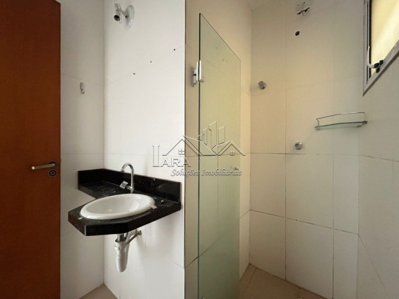Imagem Casa de Condomínio com 3 Quartos à Venda, em Vila Carmosina - São Paulo Imagem Casa de Condomínio com 3 Quartos à Venda, em Vila Carmosina - São Paulo