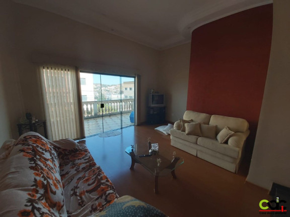 Imagem Casa com 3 Quartos à Venda, em Santa Angela - Poços De Caldas Imagem Casa com 3 Quartos à Venda, em Santa Angela - Poços De Caldas