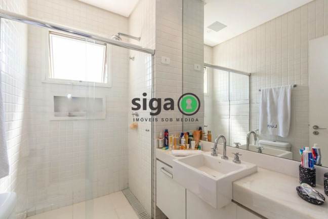 Imagem Apartamento com 3 Quartos à Venda ou Locação, 244 m² em Itaim Bibi - São Paulo Imagem Apartamento com 3 Quartos à Venda ou Locação, 244 m² em Itaim Bibi - São Paulo