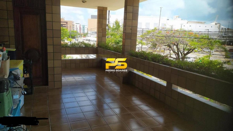 Foto do imóvel Casa com 6 Quartos à Venda, 444 m² em Manaíra - João Pessoa
