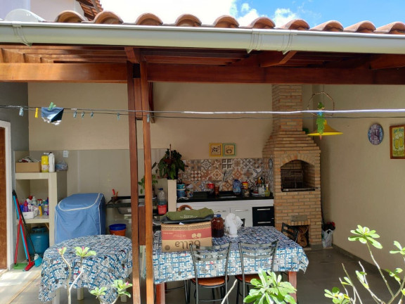 Imagem Casa com 3 Quartos à Venda, 180 m² em Centro - Eusébio Imagem Casa com 3 Quartos à Venda, 180 m² em Centro - Eusébio