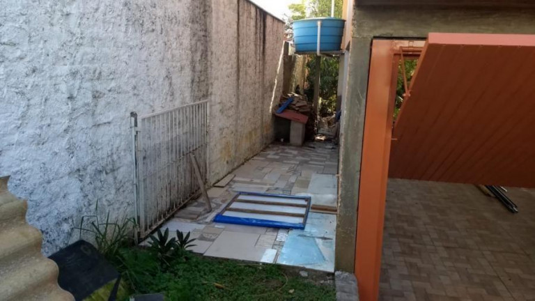 Imagem Casa com 4 Quartos à Venda, 244 m² em Centro - Dois Irmãos Imagem Casa com 4 Quartos à Venda, 244 m² em Centro - Dois Irmãos