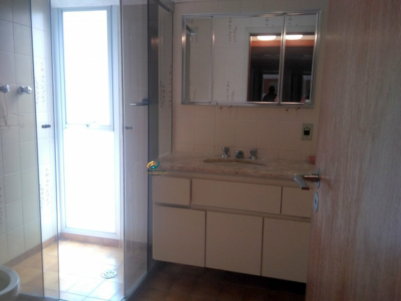 Imagem Apartamento com 4 Quartos à Venda, 130 m² em Pitangueiras - Guarujá