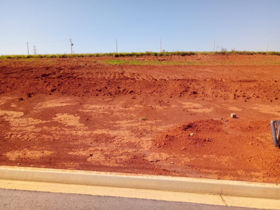 Imagem Terreno à Venda, 1.400 m² em Zona Industrial - Sorocaba Imagem Terreno à Venda, 1.400 m² em Zona Industrial - Sorocaba