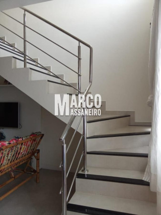 Imagem Casa com 2 Quartos à Venda, 84 m² em Itacolomi - Balneário Piçarras
