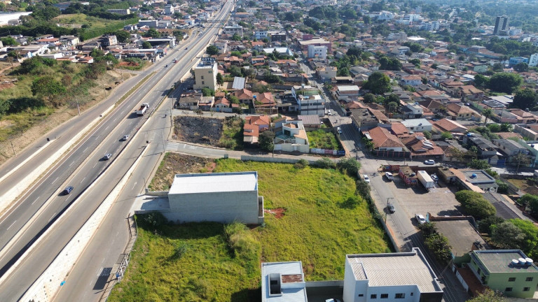 Imagem Terreno à Venda, 2.880 m² em Mateus Leme Imagem Terreno à Venda, 2.880 m² em Mateus Leme