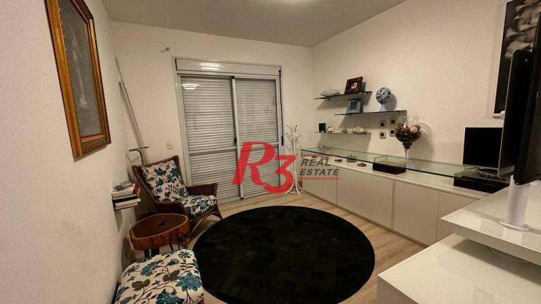 Imagem Apartamento com 3 Quartos para Alugar, 181 m² em Gonzaga - Santos