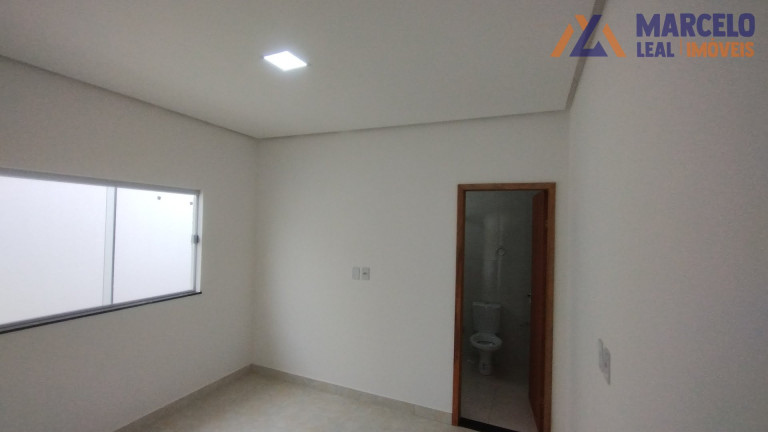 Imagem Casa com 3 Quartos à Venda, 70 m² em Primavera - Vitória Da Conquista Imagem Casa com 3 Quartos à Venda, 70 m² em Primavera - Vitória Da Conquista