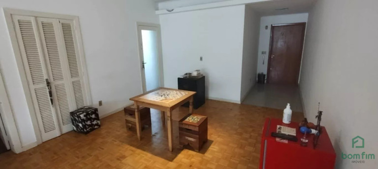 Apartamento com 3 Quartos para Alugar, 149 m² em Centro Histórico - Porto Alegre