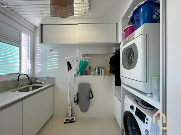 Imagem Apartamento com 3 Quartos à Venda, 174 m² em Itacolomi - Balneário Piçarras Imagem Apartamento com 3 Quartos à Venda, 174 m² em Itacolomi - Balneário Piçarras