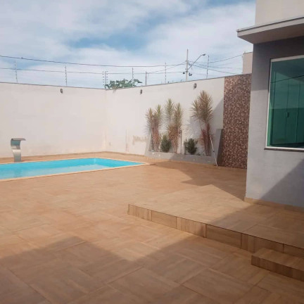 Imagem Sobrado com 2 Quartos à Venda, 179 m² em Jardim Campestre - Arapongas