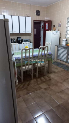 Imagem Imóvel com 3 Quartos à Venda, 182 m² em Centro - Pedro De Toledo Imagem Imóvel com 3 Quartos à Venda, 182 m² em Centro - Pedro De Toledo